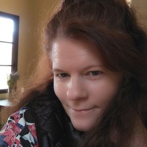 Meet your Posher, Nora